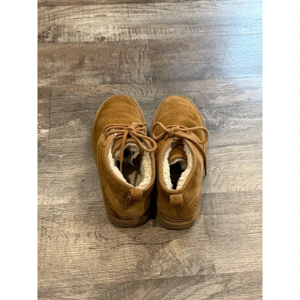 UGG lined durable warmth